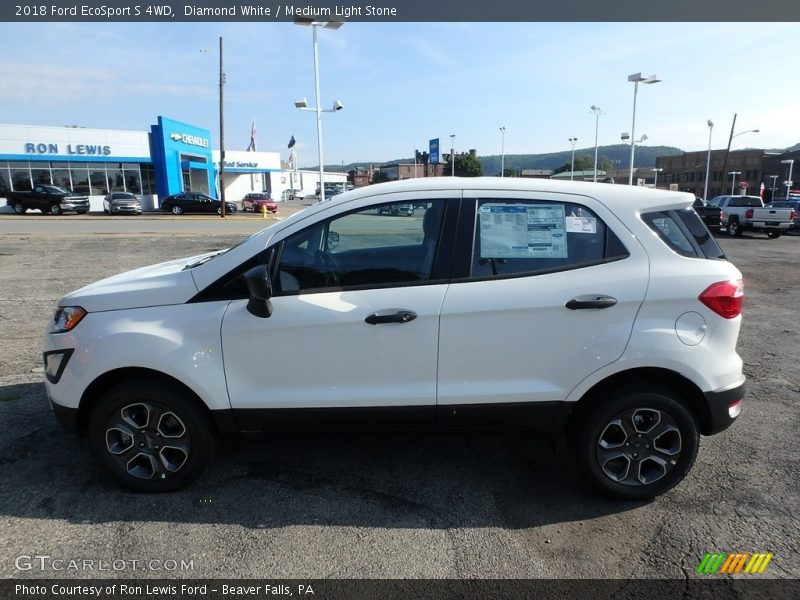 Diamond White / Medium Light Stone 2018 Ford EcoSport S 4WD