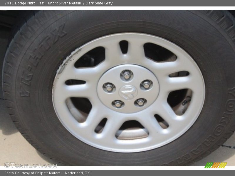 Bright Silver Metallic / Dark Slate Gray 2011 Dodge Nitro Heat