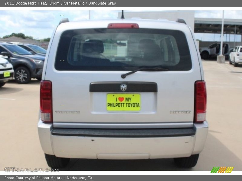 Bright Silver Metallic / Dark Slate Gray 2011 Dodge Nitro Heat