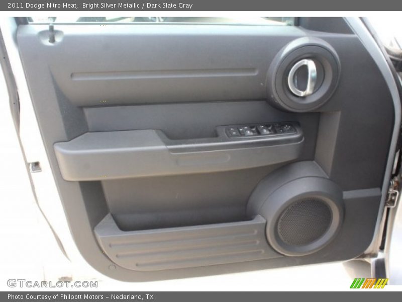 Bright Silver Metallic / Dark Slate Gray 2011 Dodge Nitro Heat