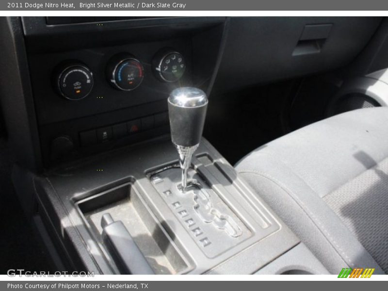Bright Silver Metallic / Dark Slate Gray 2011 Dodge Nitro Heat