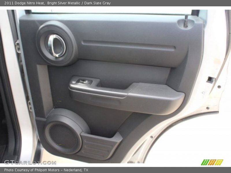 Bright Silver Metallic / Dark Slate Gray 2011 Dodge Nitro Heat