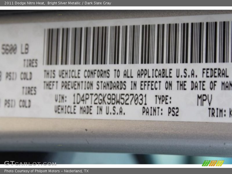 Bright Silver Metallic / Dark Slate Gray 2011 Dodge Nitro Heat