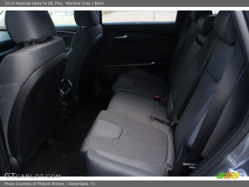 Machine Gray / Black 2019 Hyundai Santa Fe SEL Plus