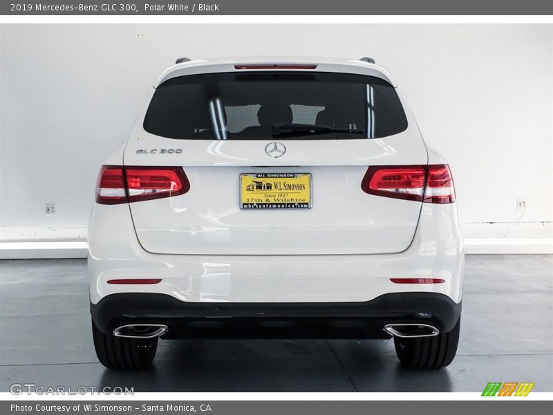 Polar White / Black 2019 Mercedes-Benz GLC 300