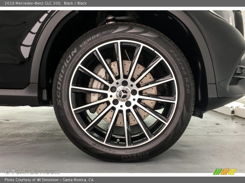 Black / Black 2019 Mercedes-Benz GLC 300