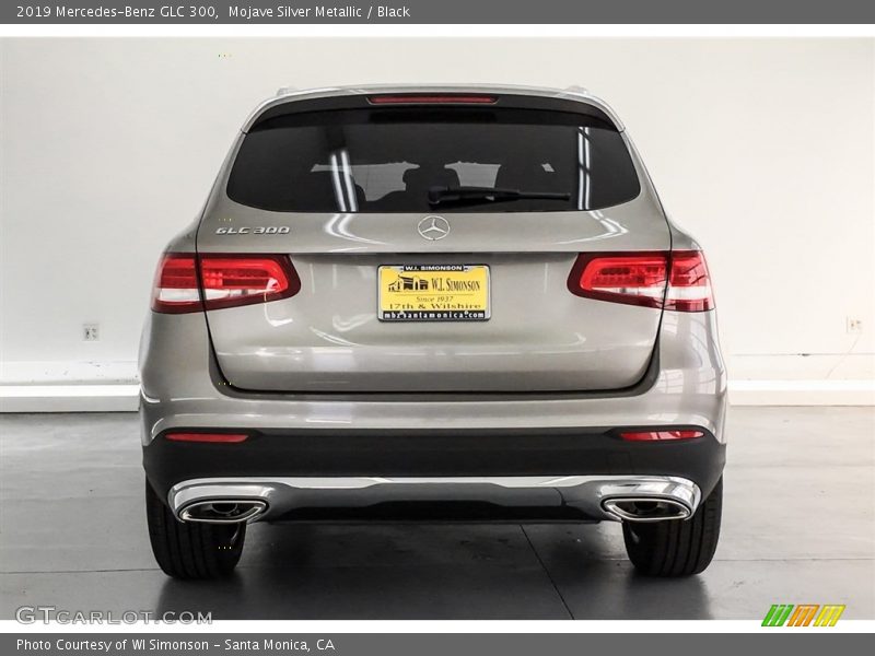 Mojave Silver Metallic / Black 2019 Mercedes-Benz GLC 300