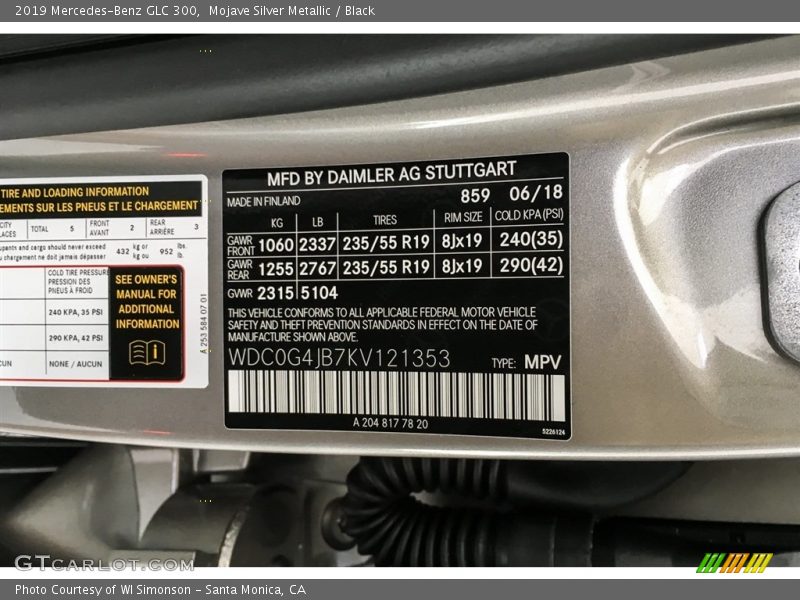 Mojave Silver Metallic / Black 2019 Mercedes-Benz GLC 300