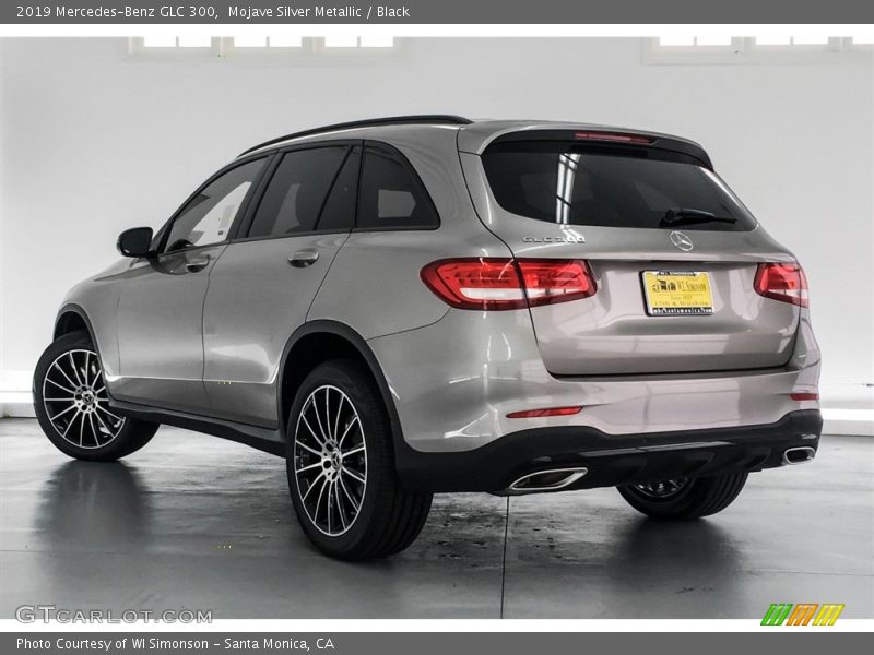 Mojave Silver Metallic / Black 2019 Mercedes-Benz GLC 300