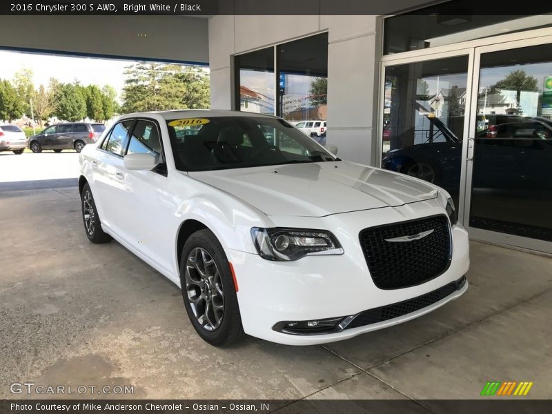 Bright White / Black 2016 Chrysler 300 S AWD