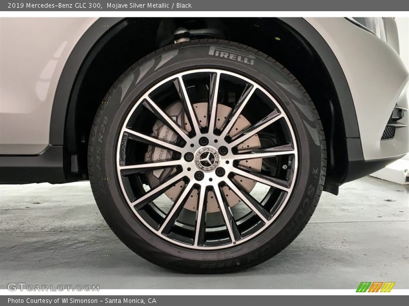 Mojave Silver Metallic / Black 2019 Mercedes-Benz GLC 300