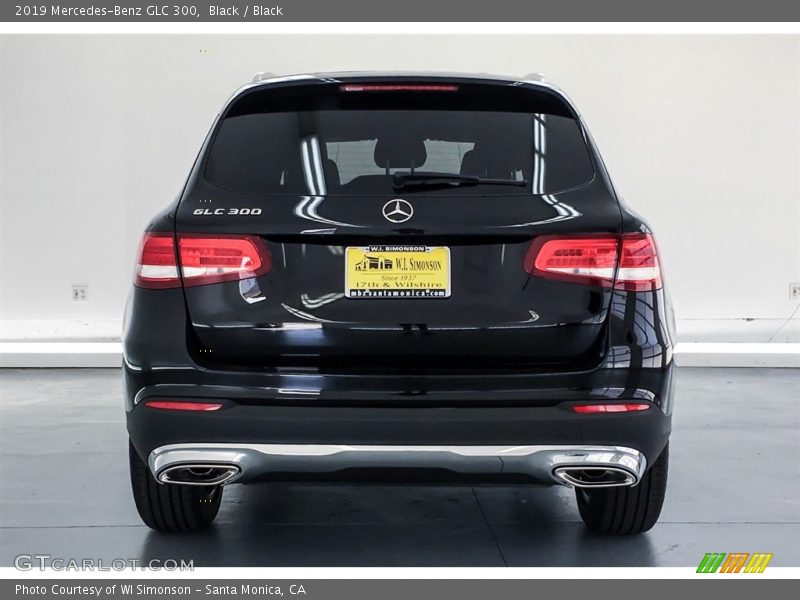 Black / Black 2019 Mercedes-Benz GLC 300