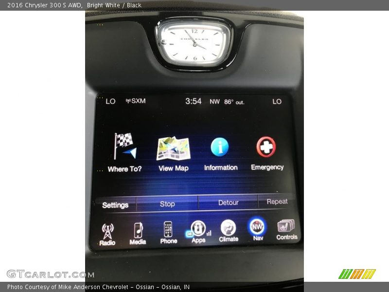 Bright White / Black 2016 Chrysler 300 S AWD