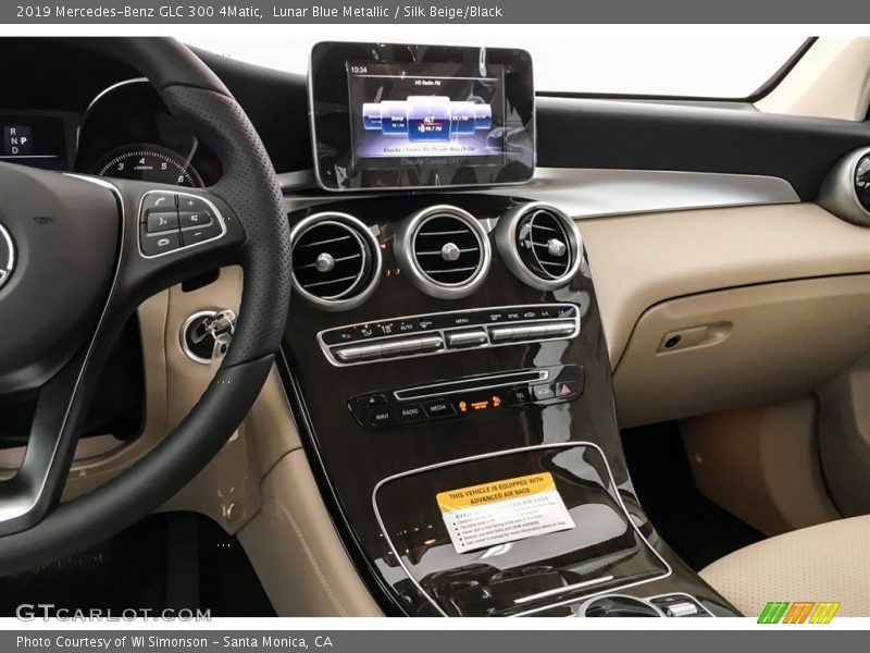 Lunar Blue Metallic / Silk Beige/Black 2019 Mercedes-Benz GLC 300 4Matic