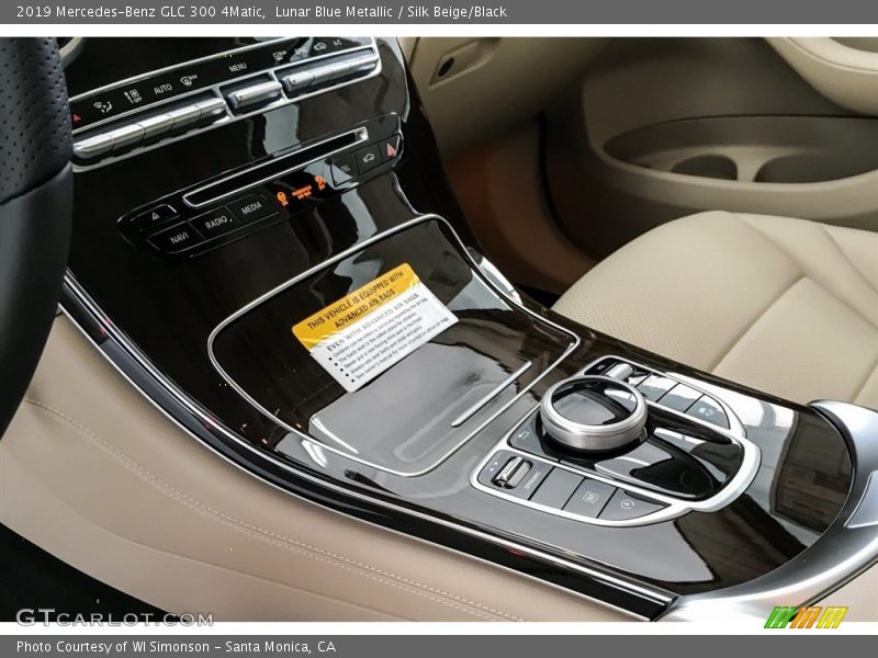 Lunar Blue Metallic / Silk Beige/Black 2019 Mercedes-Benz GLC 300 4Matic