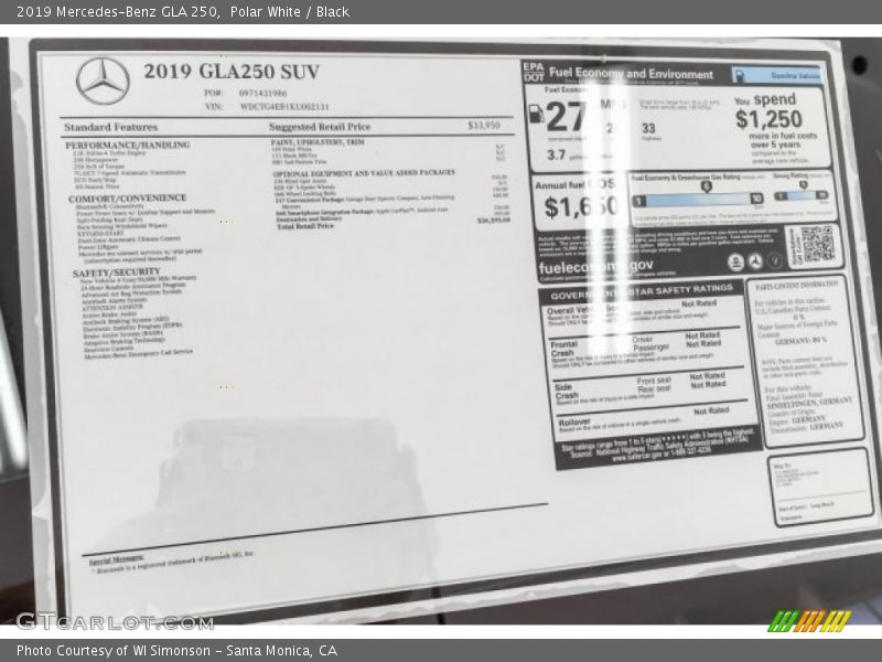 Polar White / Black 2019 Mercedes-Benz GLA 250