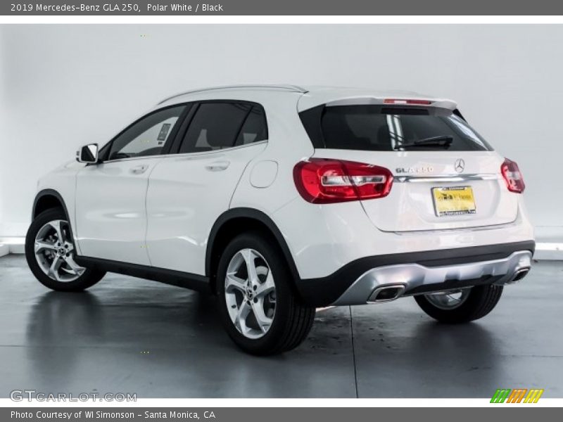 Polar White / Black 2019 Mercedes-Benz GLA 250