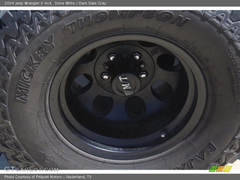 Stone White / Dark Slate Gray 2004 Jeep Wrangler X 4x4