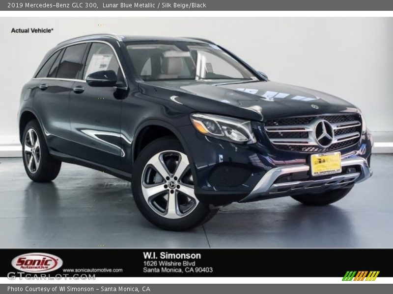 Lunar Blue Metallic / Silk Beige/Black 2019 Mercedes-Benz GLC 300