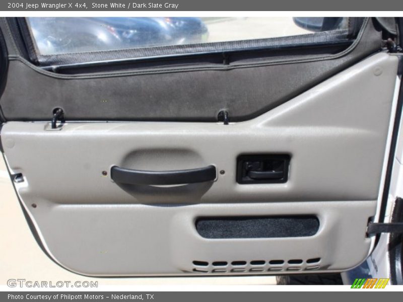 Stone White / Dark Slate Gray 2004 Jeep Wrangler X 4x4
