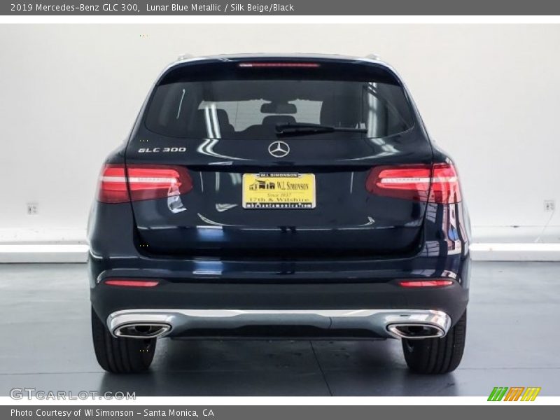 Lunar Blue Metallic / Silk Beige/Black 2019 Mercedes-Benz GLC 300