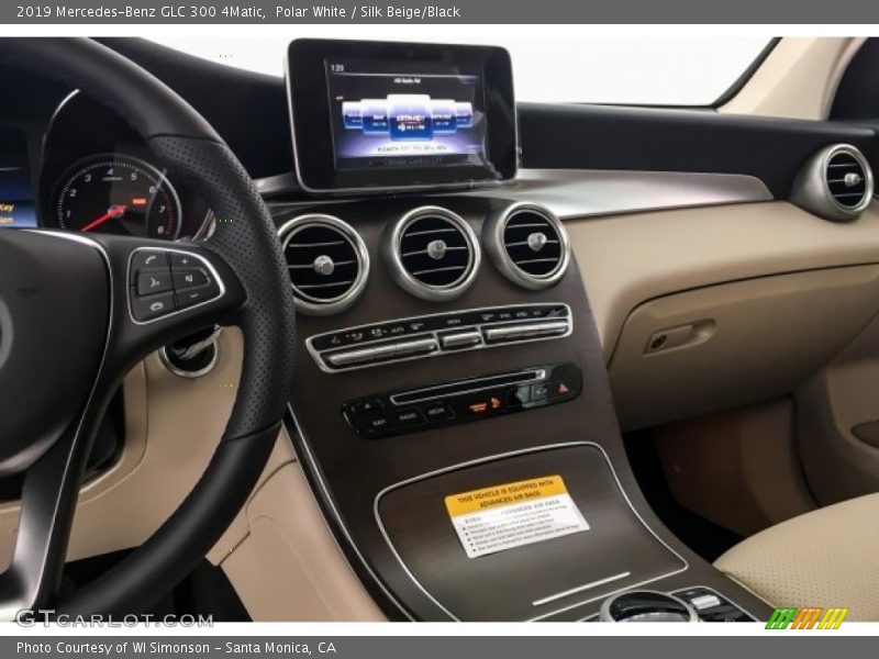 Polar White / Silk Beige/Black 2019 Mercedes-Benz GLC 300 4Matic