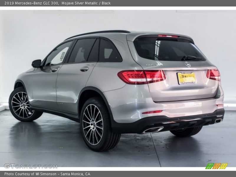 Mojave Silver Metallic / Black 2019 Mercedes-Benz GLC 300