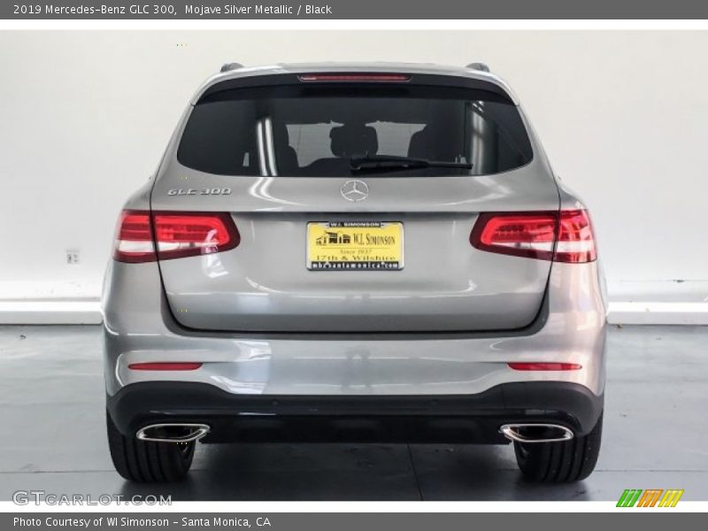 Mojave Silver Metallic / Black 2019 Mercedes-Benz GLC 300