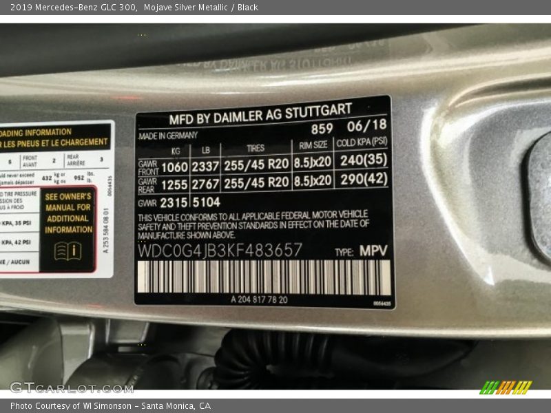 Mojave Silver Metallic / Black 2019 Mercedes-Benz GLC 300