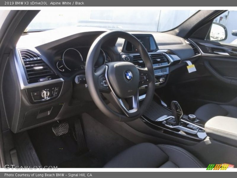 Alpine White / Black 2019 BMW X3 sDrive30i