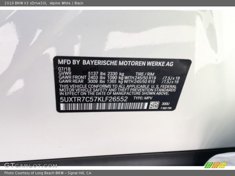 Alpine White / Black 2019 BMW X3 sDrive30i