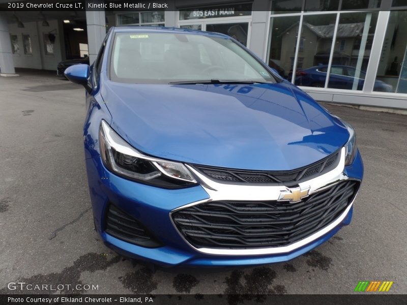 Kinetic Blue Metallic / Black 2019 Chevrolet Cruze LT
