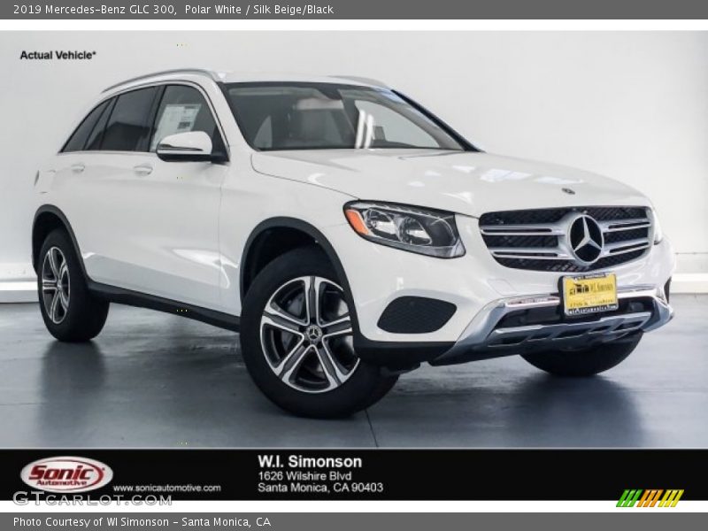 Polar White / Silk Beige/Black 2019 Mercedes-Benz GLC 300