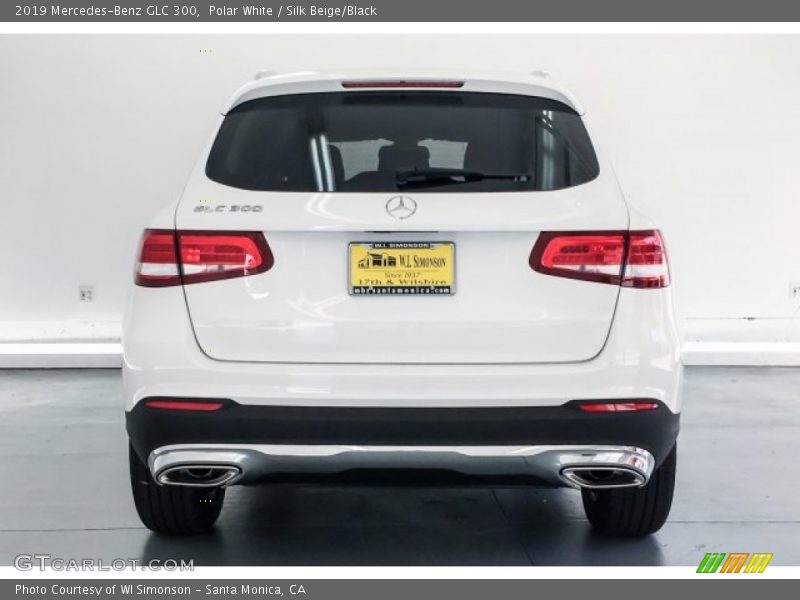 Polar White / Silk Beige/Black 2019 Mercedes-Benz GLC 300