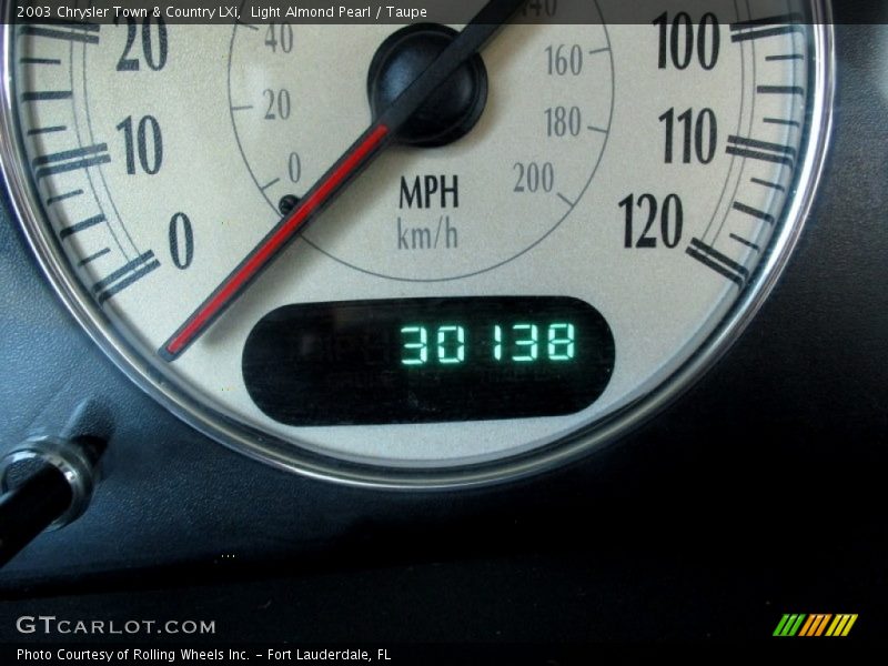Light Almond Pearl / Taupe 2003 Chrysler Town & Country LXi