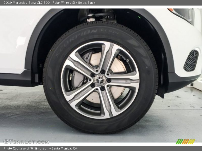 Polar White / Silk Beige/Black 2019 Mercedes-Benz GLC 300