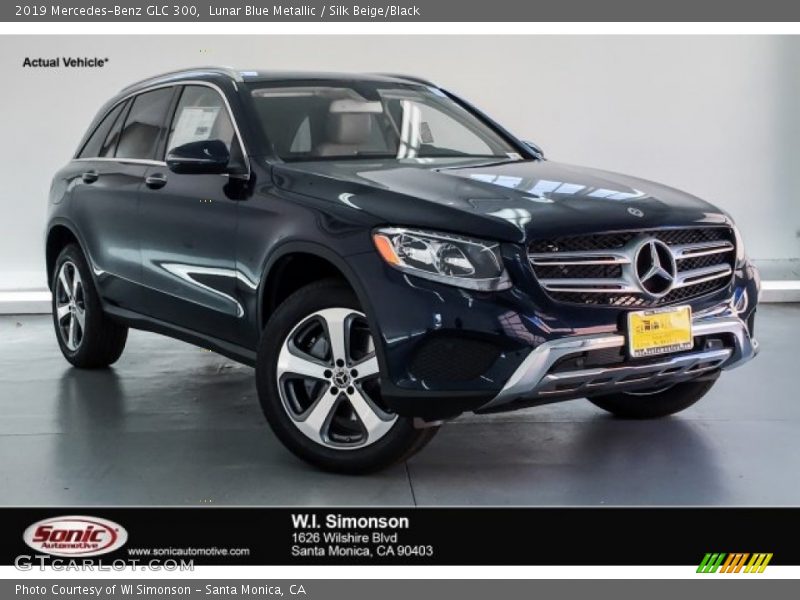 Lunar Blue Metallic / Silk Beige/Black 2019 Mercedes-Benz GLC 300