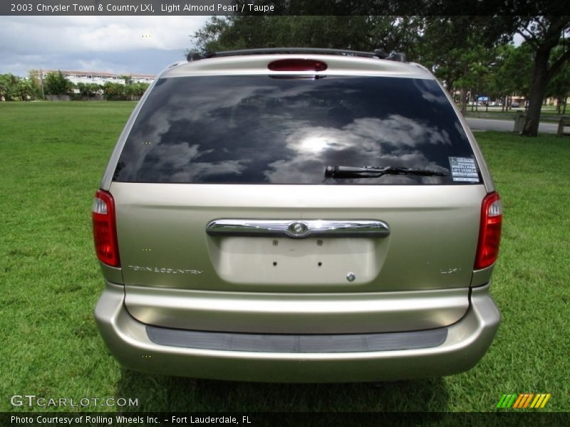 Light Almond Pearl / Taupe 2003 Chrysler Town & Country LXi