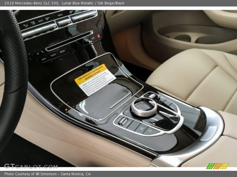 Lunar Blue Metallic / Silk Beige/Black 2019 Mercedes-Benz GLC 300
