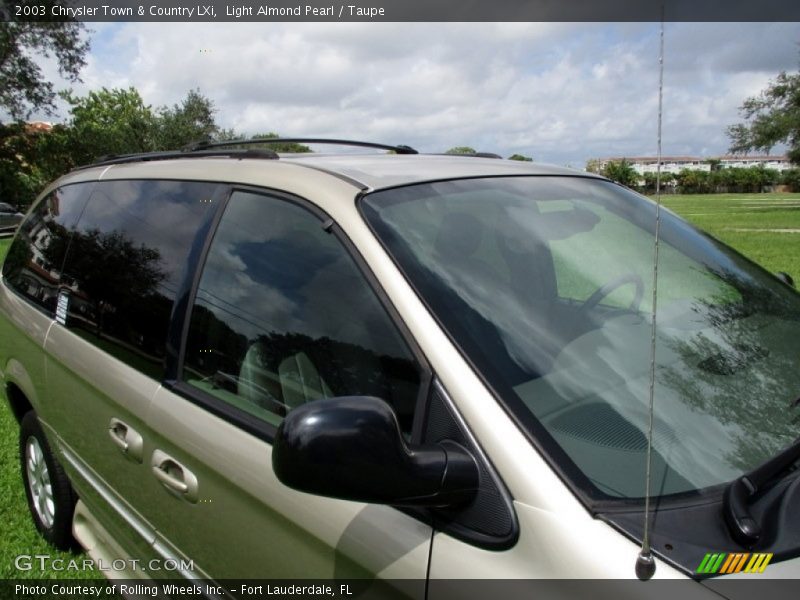 Light Almond Pearl / Taupe 2003 Chrysler Town & Country LXi