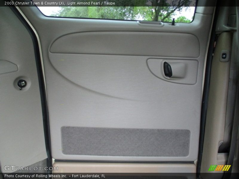 Light Almond Pearl / Taupe 2003 Chrysler Town & Country LXi