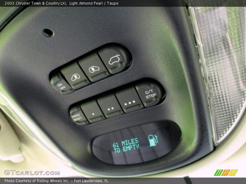 Light Almond Pearl / Taupe 2003 Chrysler Town & Country LXi