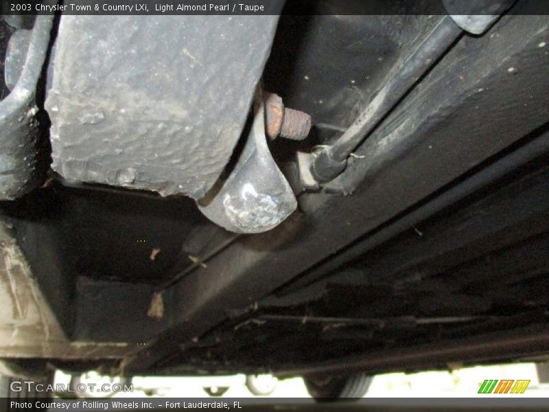 Light Almond Pearl / Taupe 2003 Chrysler Town & Country LXi