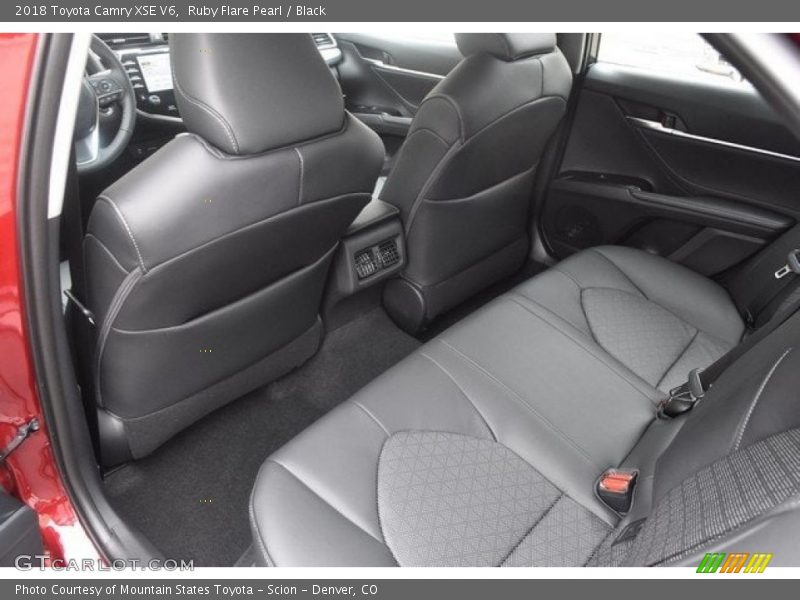 Ruby Flare Pearl / Black 2018 Toyota Camry XSE V6