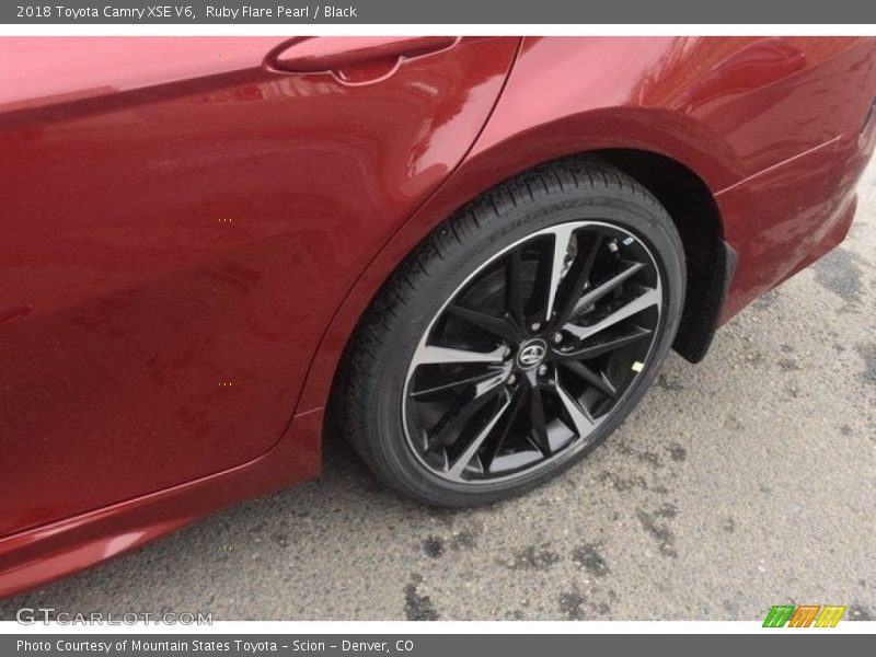 Ruby Flare Pearl / Black 2018 Toyota Camry XSE V6