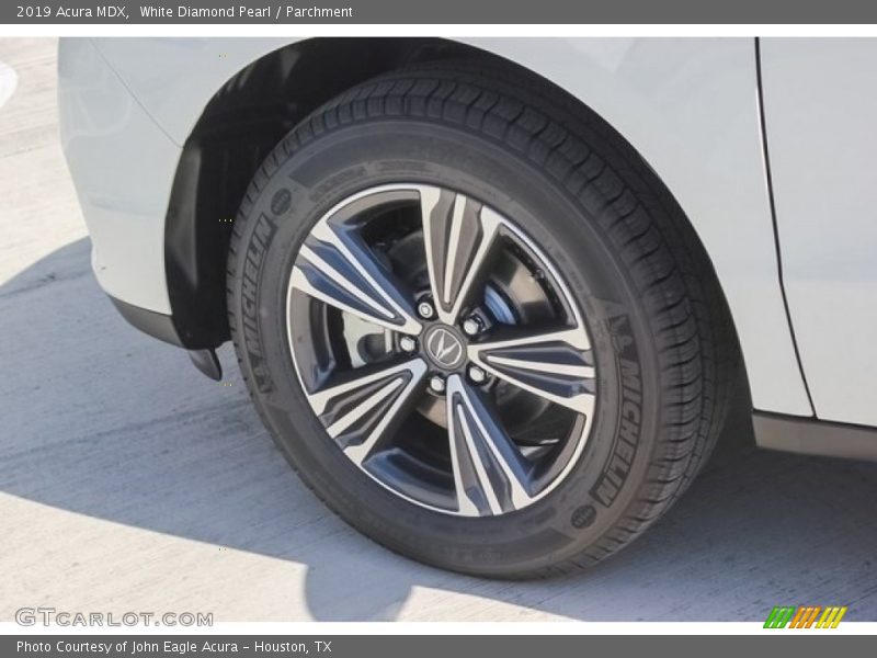 White Diamond Pearl / Parchment 2019 Acura MDX