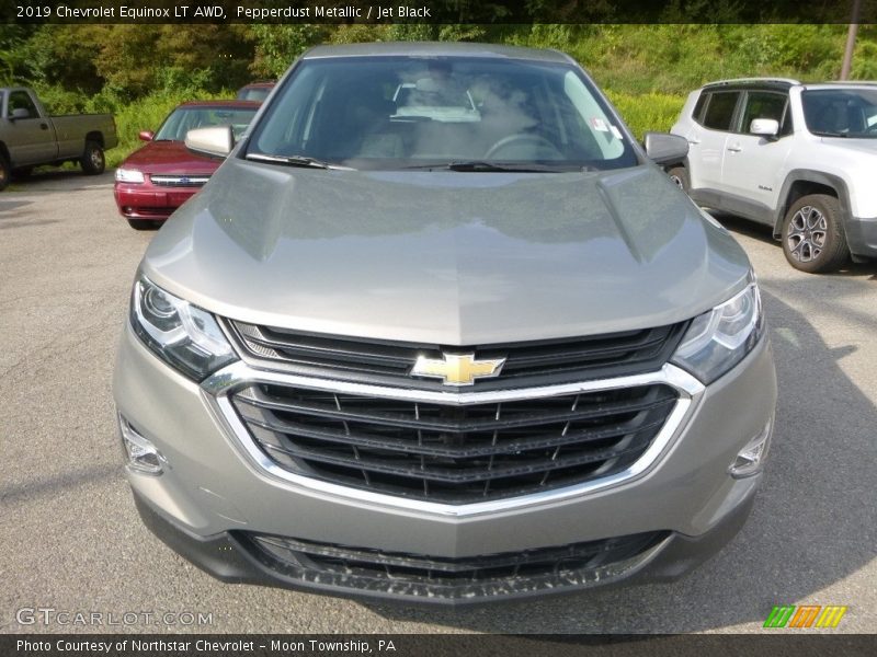 Pepperdust Metallic / Jet Black 2019 Chevrolet Equinox LT AWD