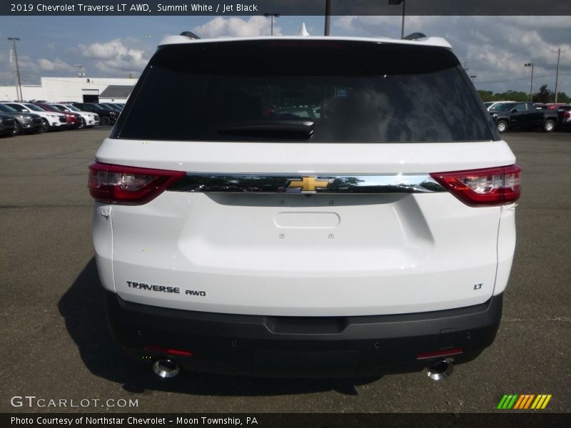 Summit White / Jet Black 2019 Chevrolet Traverse LT AWD