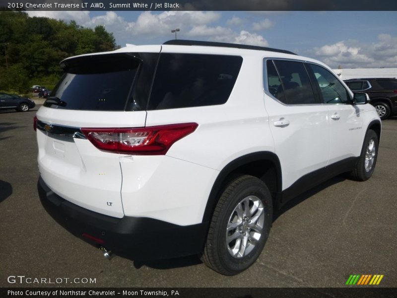 Summit White / Jet Black 2019 Chevrolet Traverse LT AWD