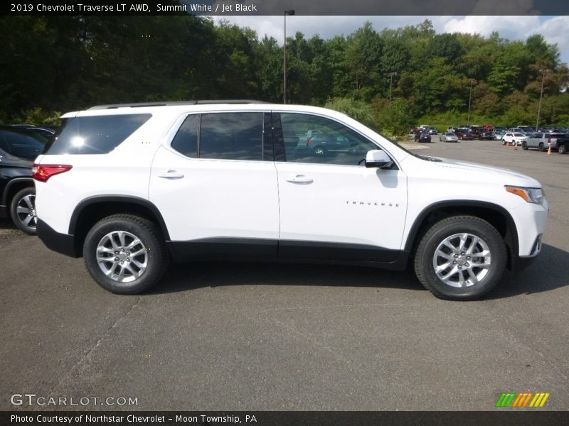 Summit White / Jet Black 2019 Chevrolet Traverse LT AWD